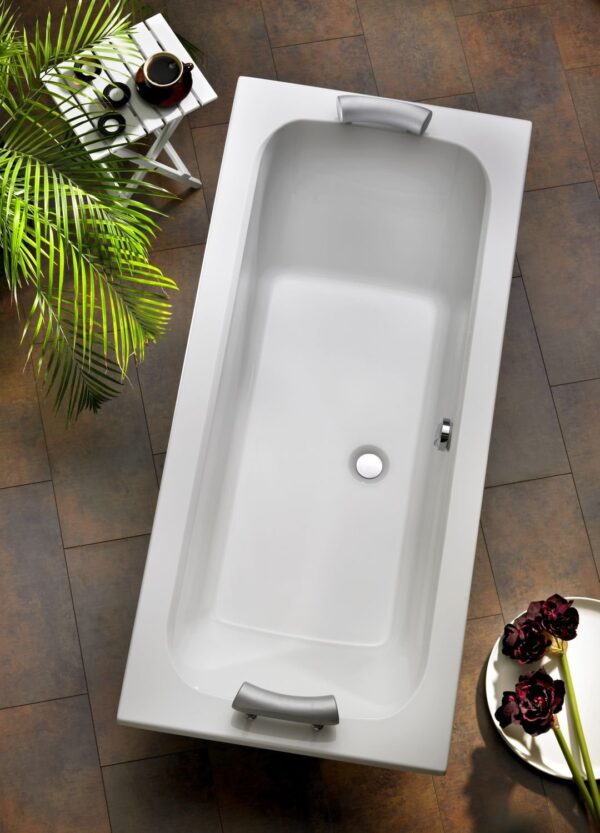 1383881 badewanne malta weiss